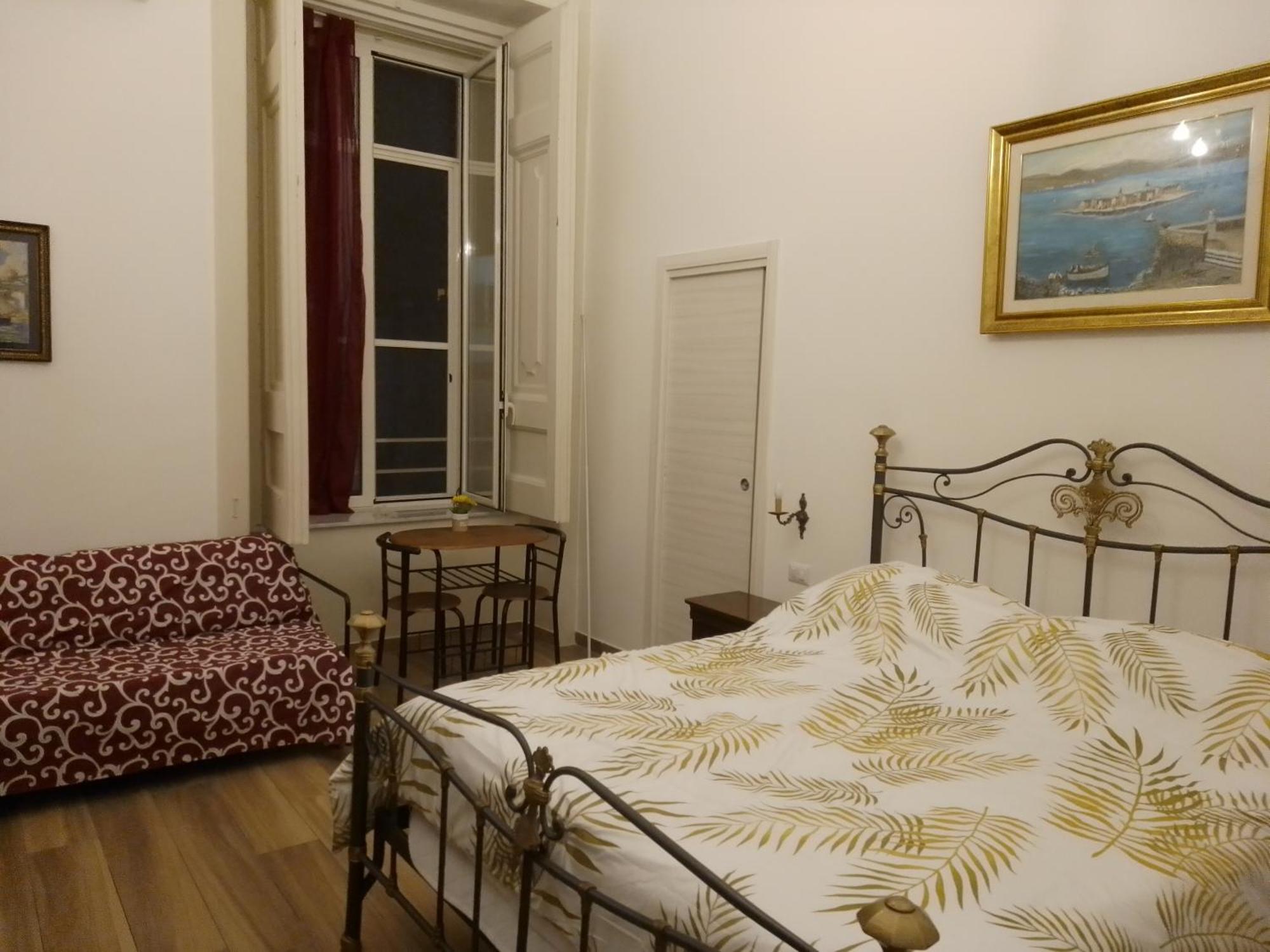 B&B Palazzo Sersale Napoli Exterior foto